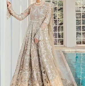 Bridal gown